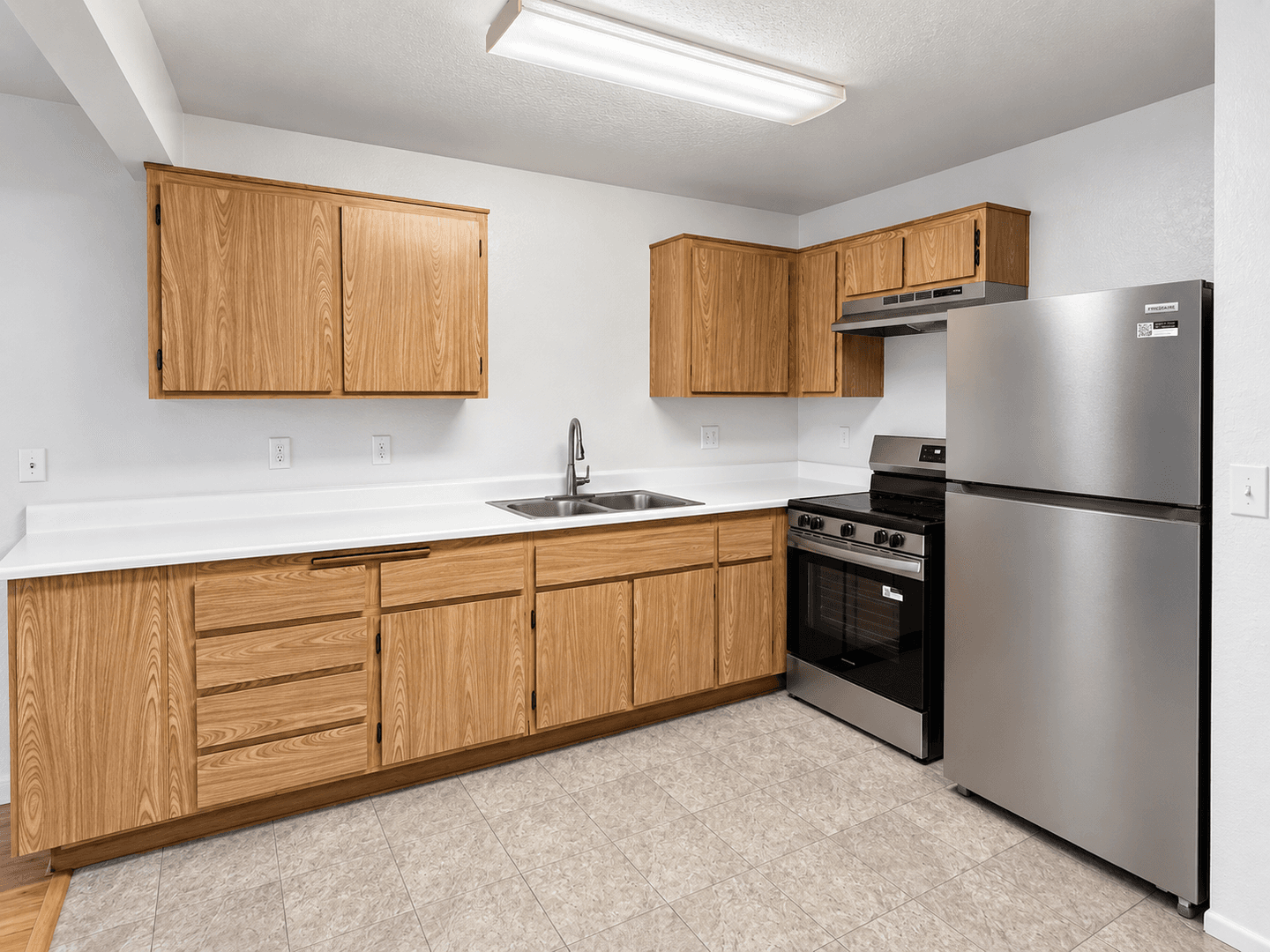 Hawaiian Gardens Apartment: 12100 226th Street