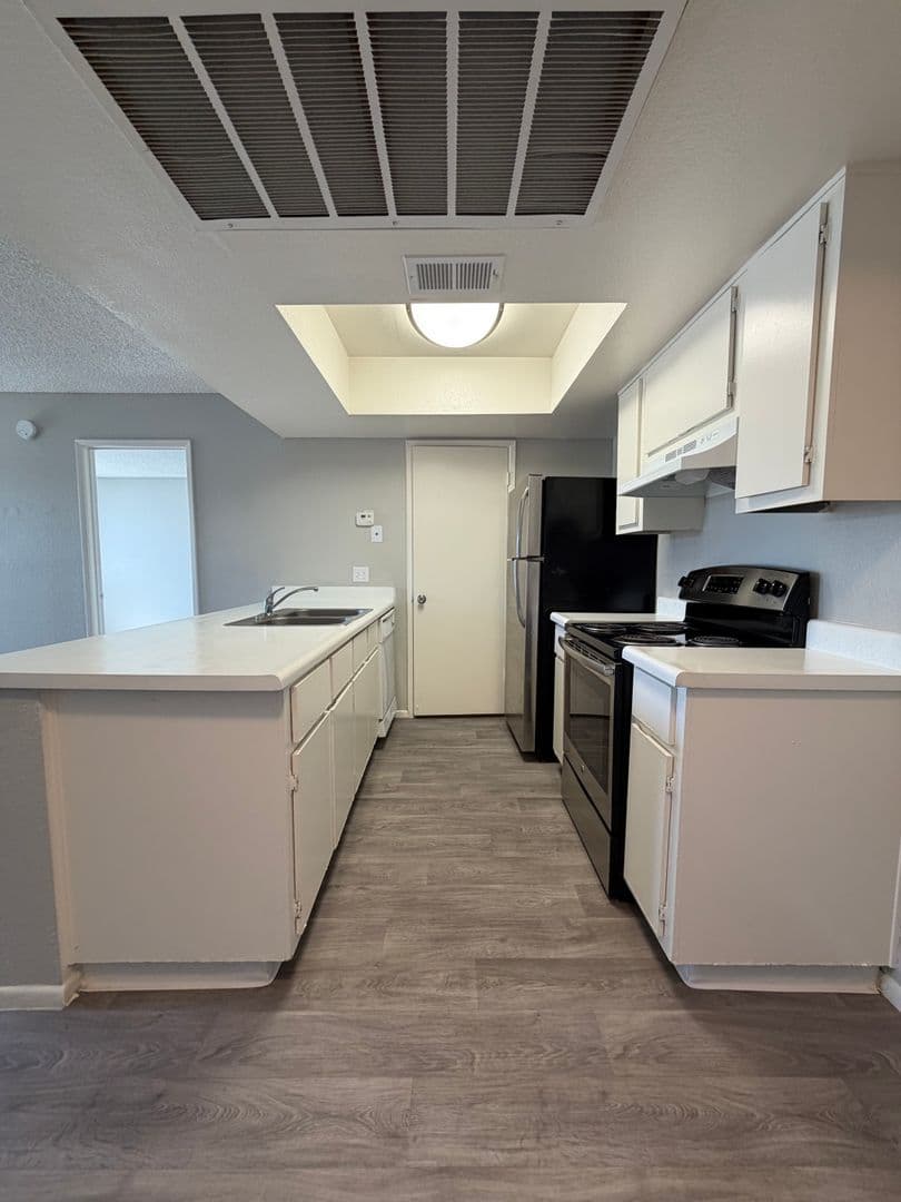 Phoenix Apartment: 5312 E. Taylor Street