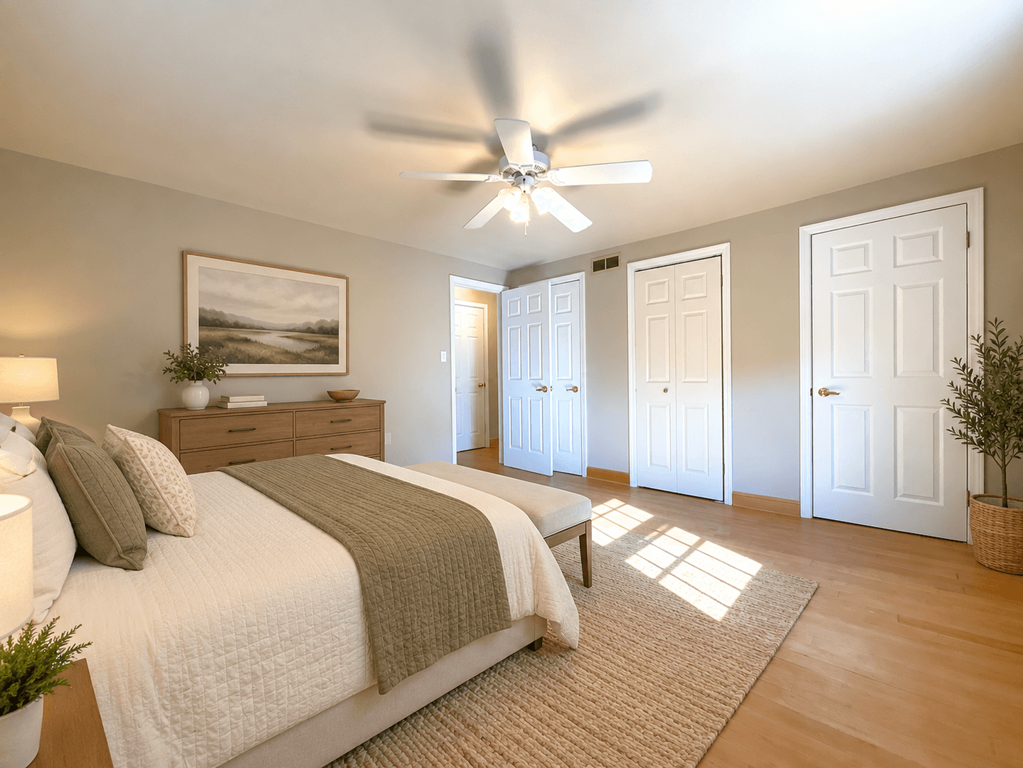 Shorewood Apartment: 1104-06 E Glendale Avenue