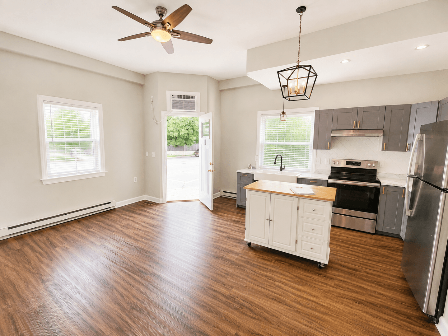 West Allis Apartment: 1468-72 S 72nd Street