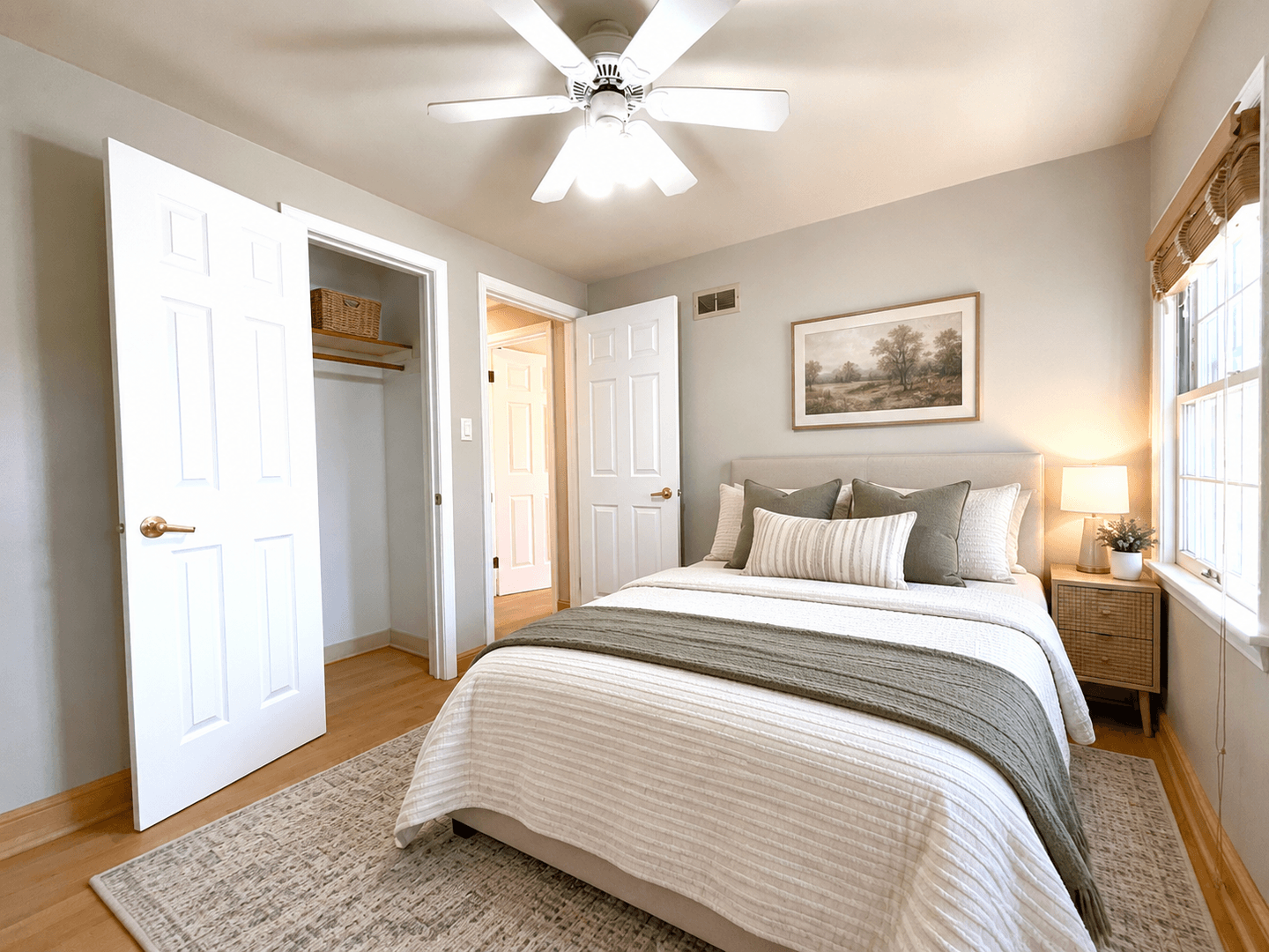 Shorewood Apartment: 1104-06 E Glendale Avenue
