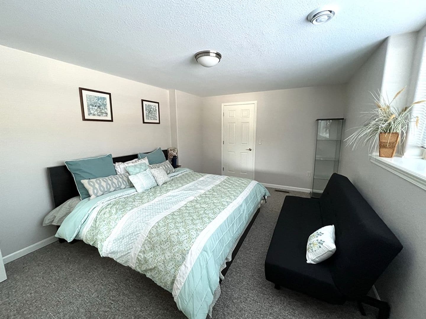 Franklin House: 4285 W Forest Hill Ave