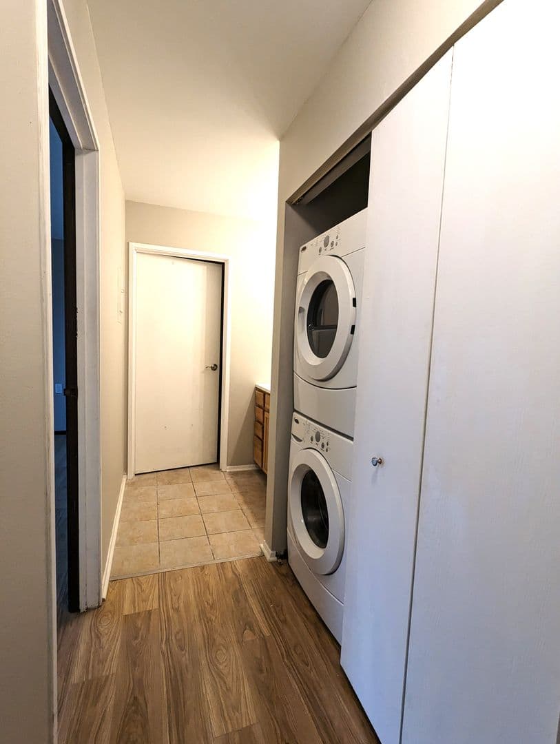 Brown Deer Condo: 9049 N Park Plaza Court