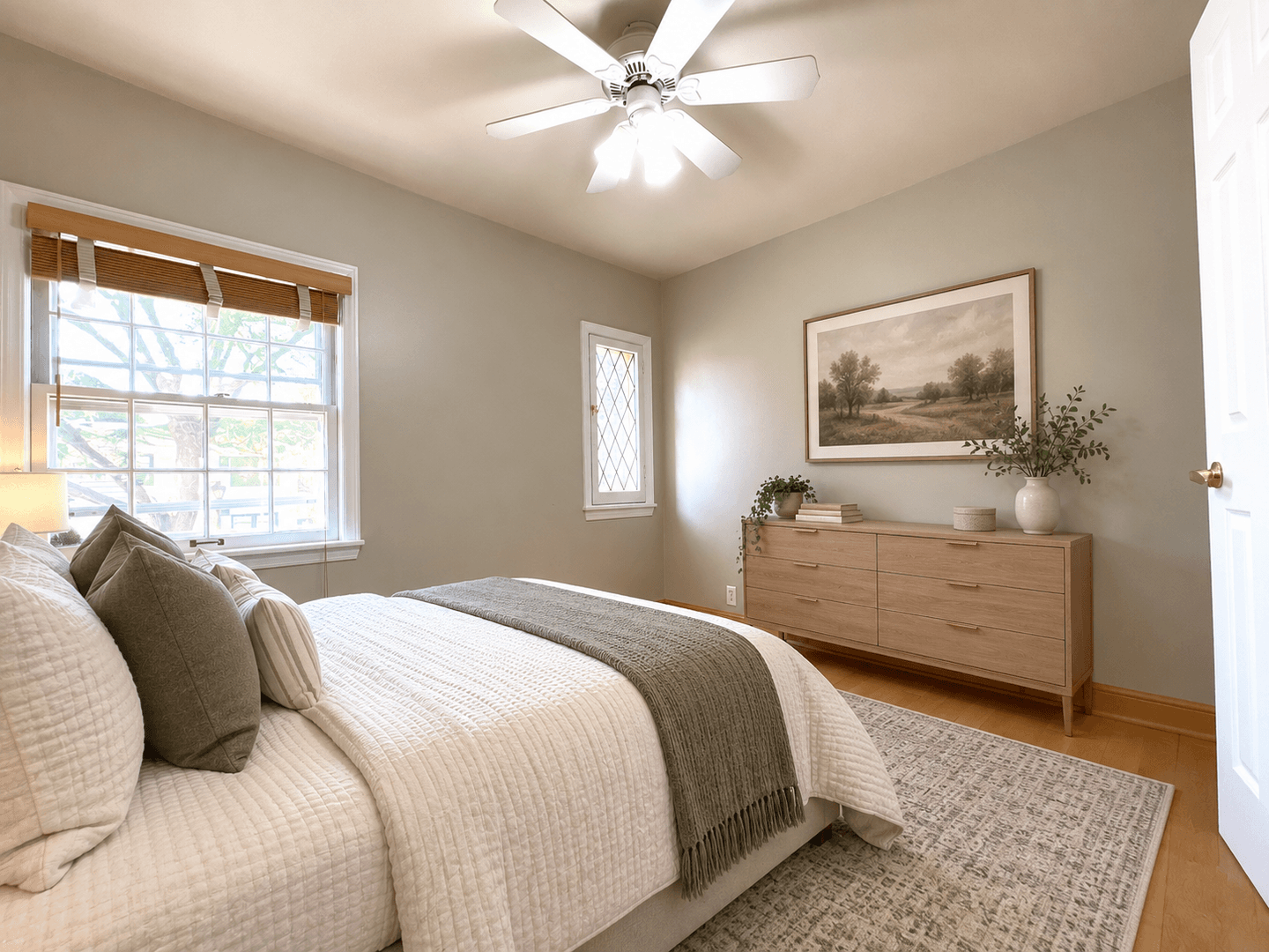 Shorewood Apartment: 1104-06 E Glendale Avenue