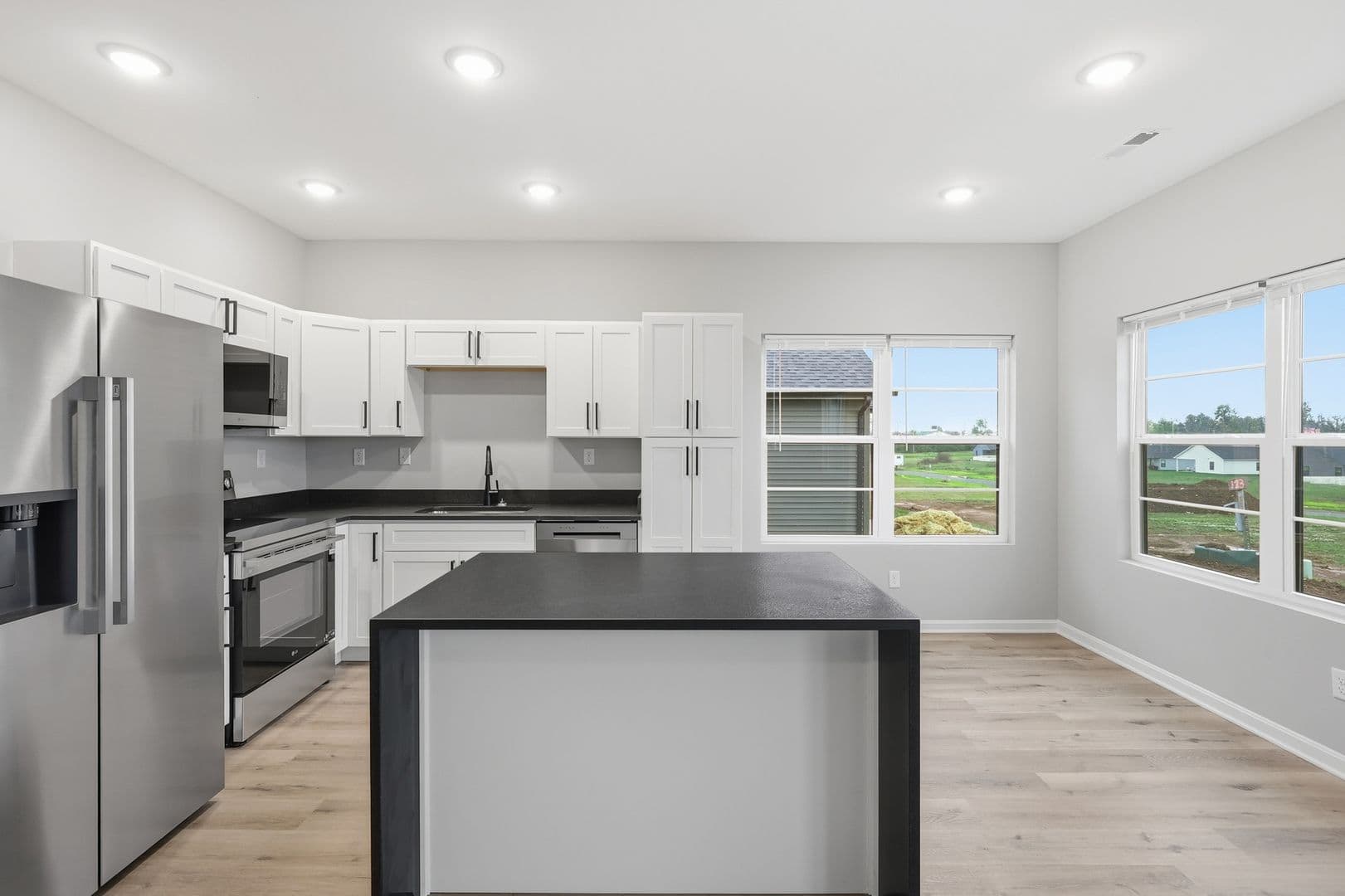 Georgetown Apartment: Woodland Park