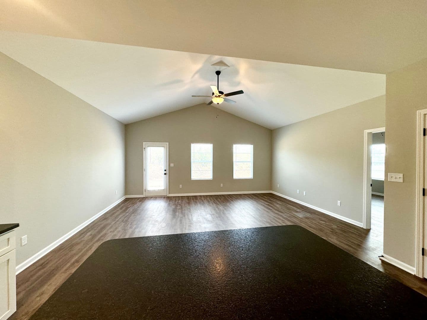 Georgetown Apartment: Woodland Park