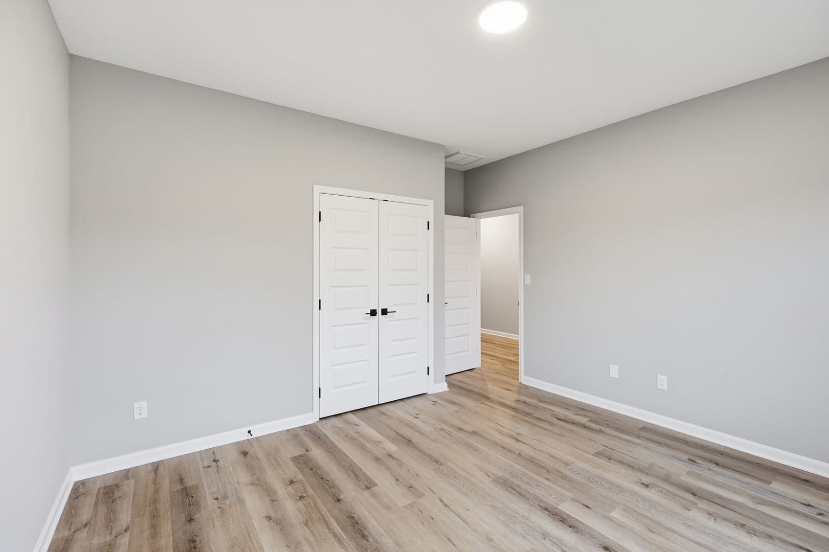 Georgetown Apartment: Woodland Park