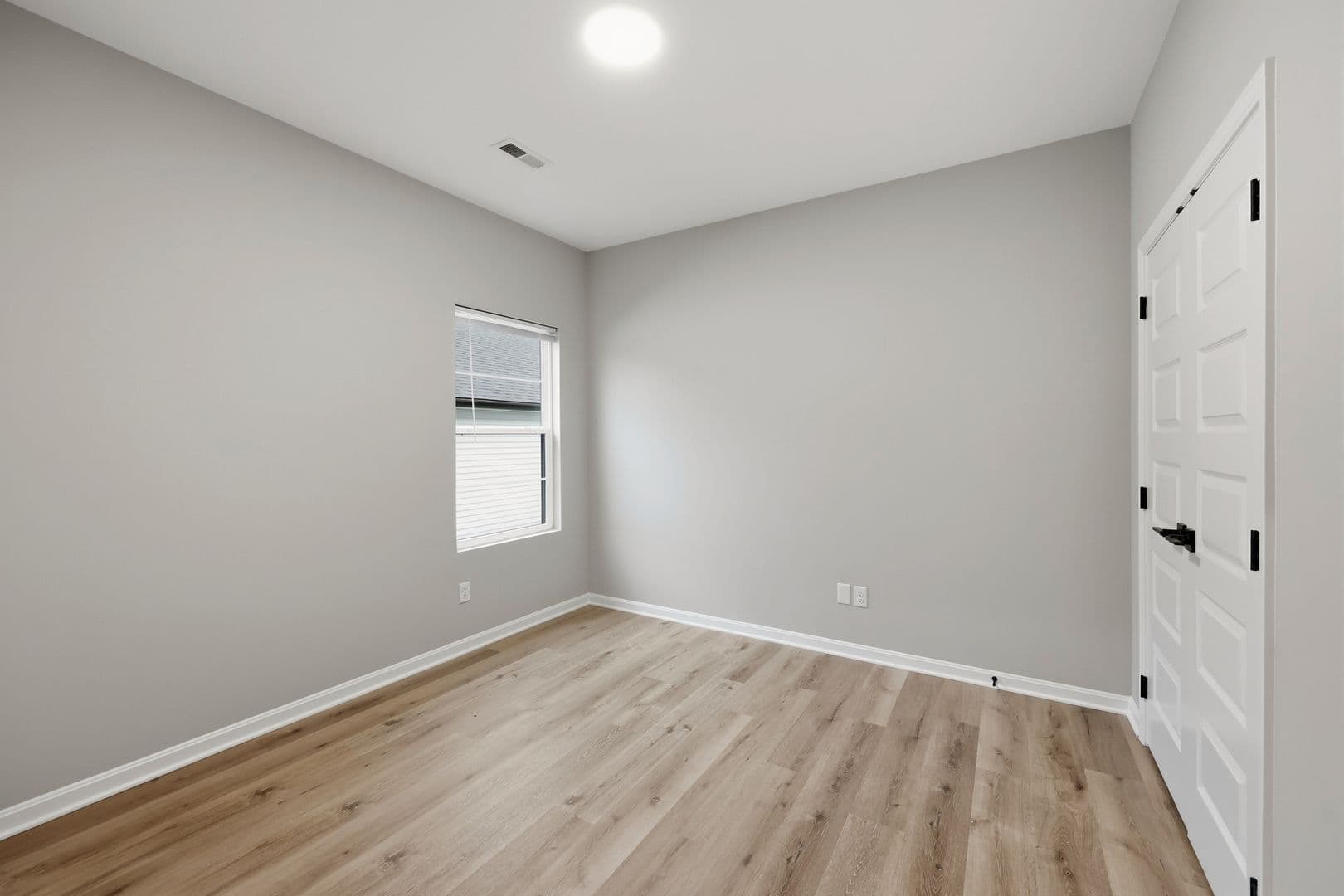 Georgetown Apartment: Woodland Park
