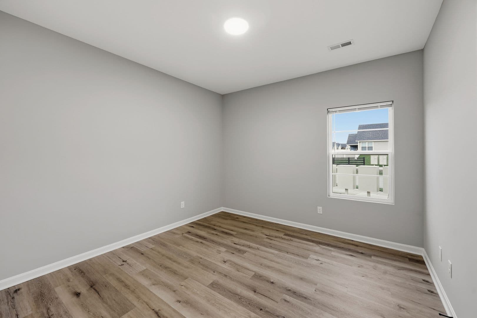 Georgetown Apartment: Woodland Park