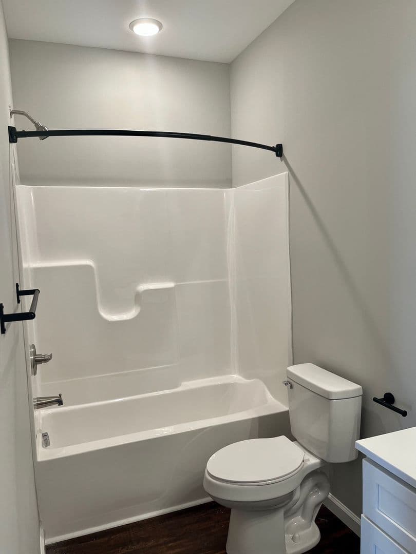 Georgetown Apartment: 105 Juniper Path