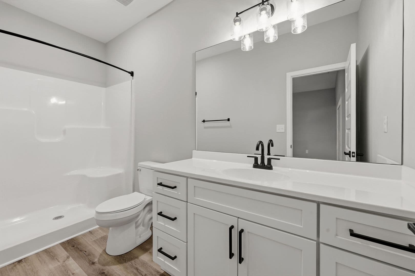 Georgetown Apartment: Woodland Park