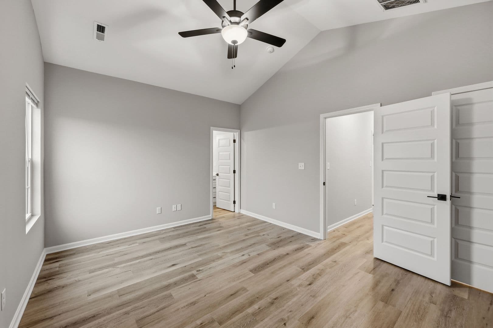 Georgetown Apartment: Woodland Park
