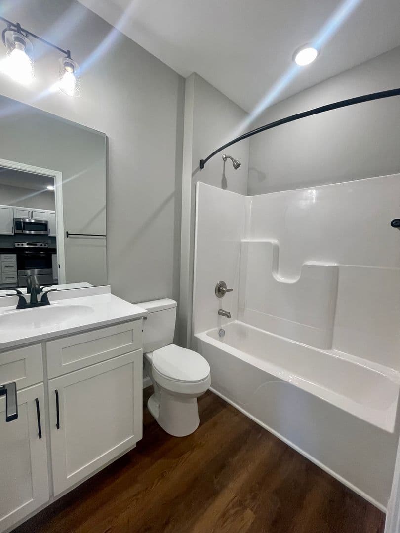 Georgetown Apartment: 105 Juniper Path