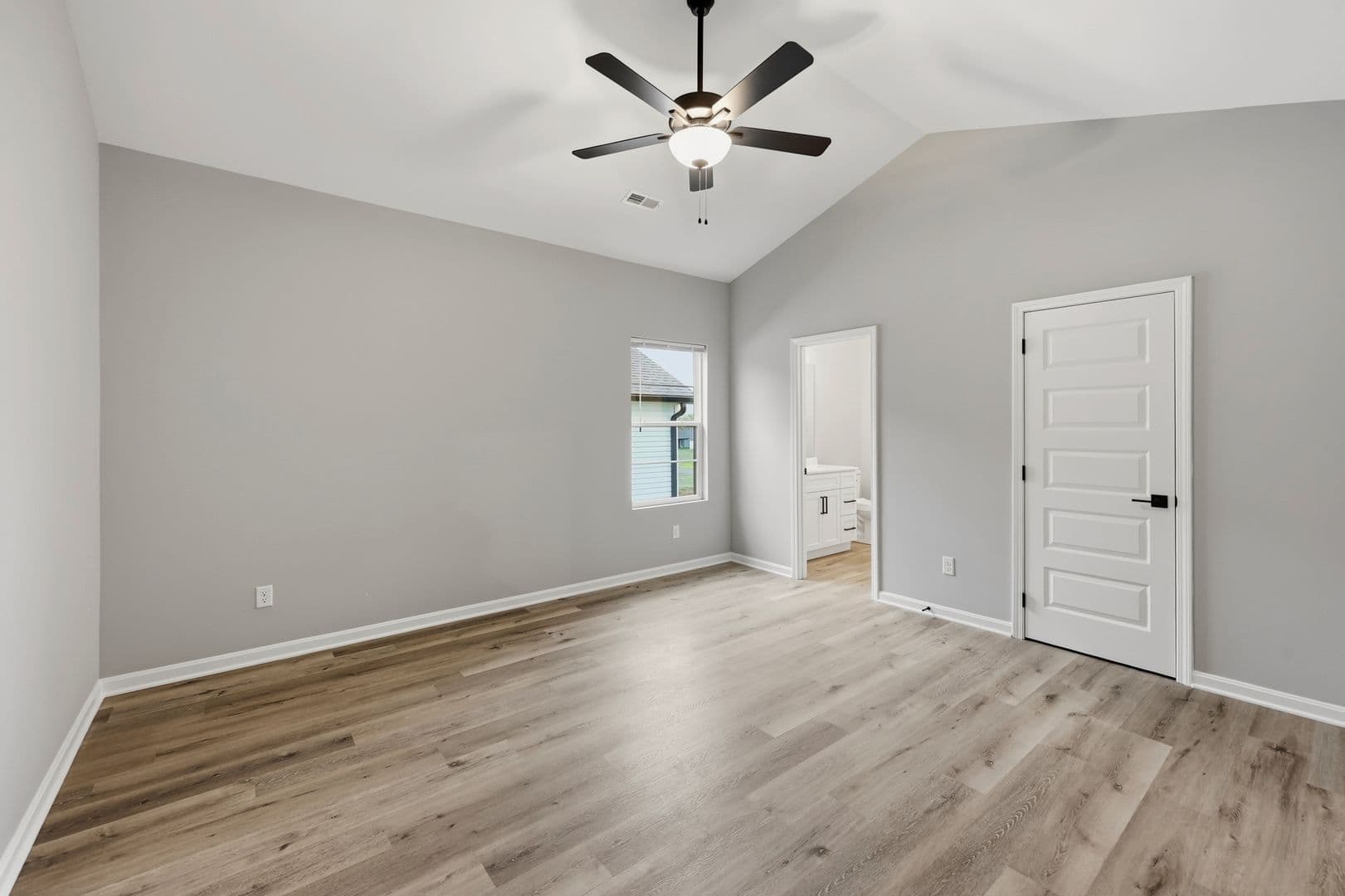 Georgetown Apartment: Woodland Park