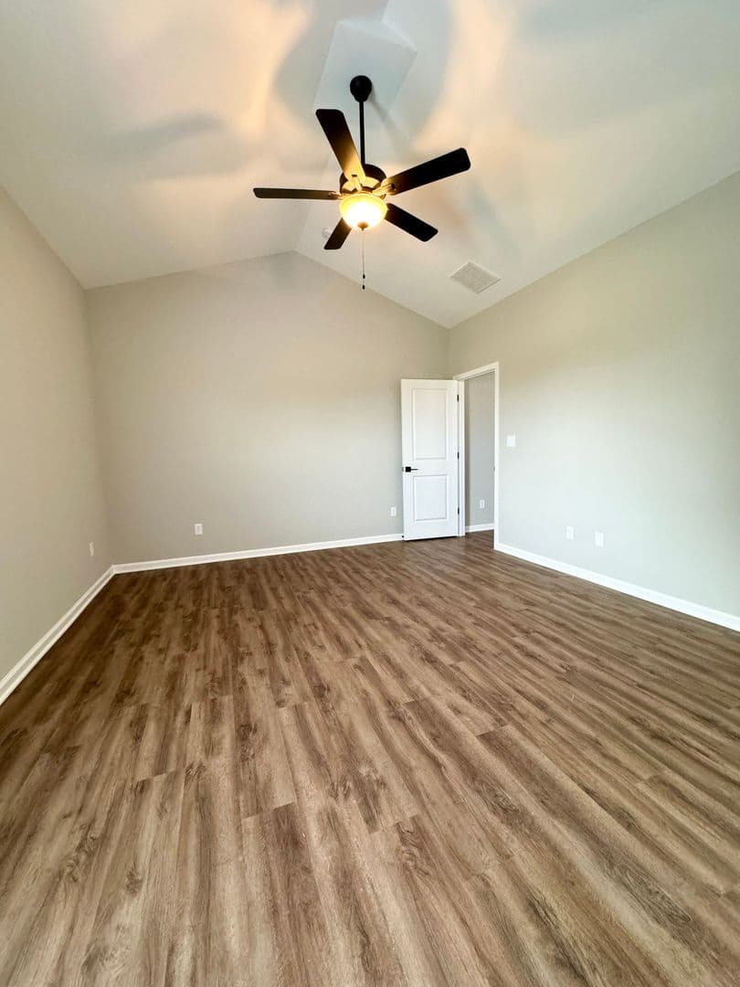 Georgetown Apartment: Woodland Park
