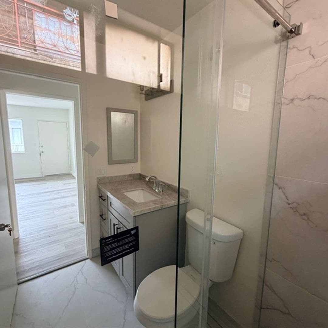 VAN NUYS Apartment: 8080 LANGDON AVE