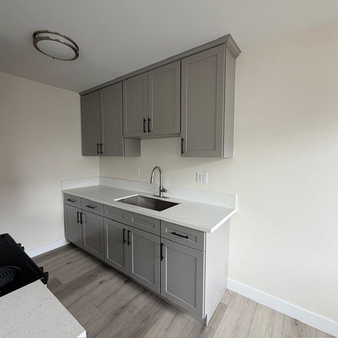 VAN NUYS Apartment: 8080 LANGDON AVE