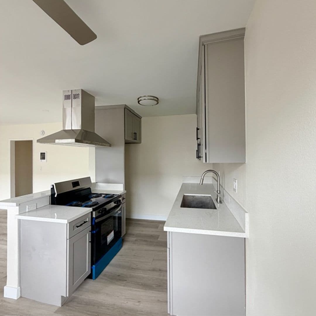 VAN NUYS Apartment: 8080 LANGDON AVE