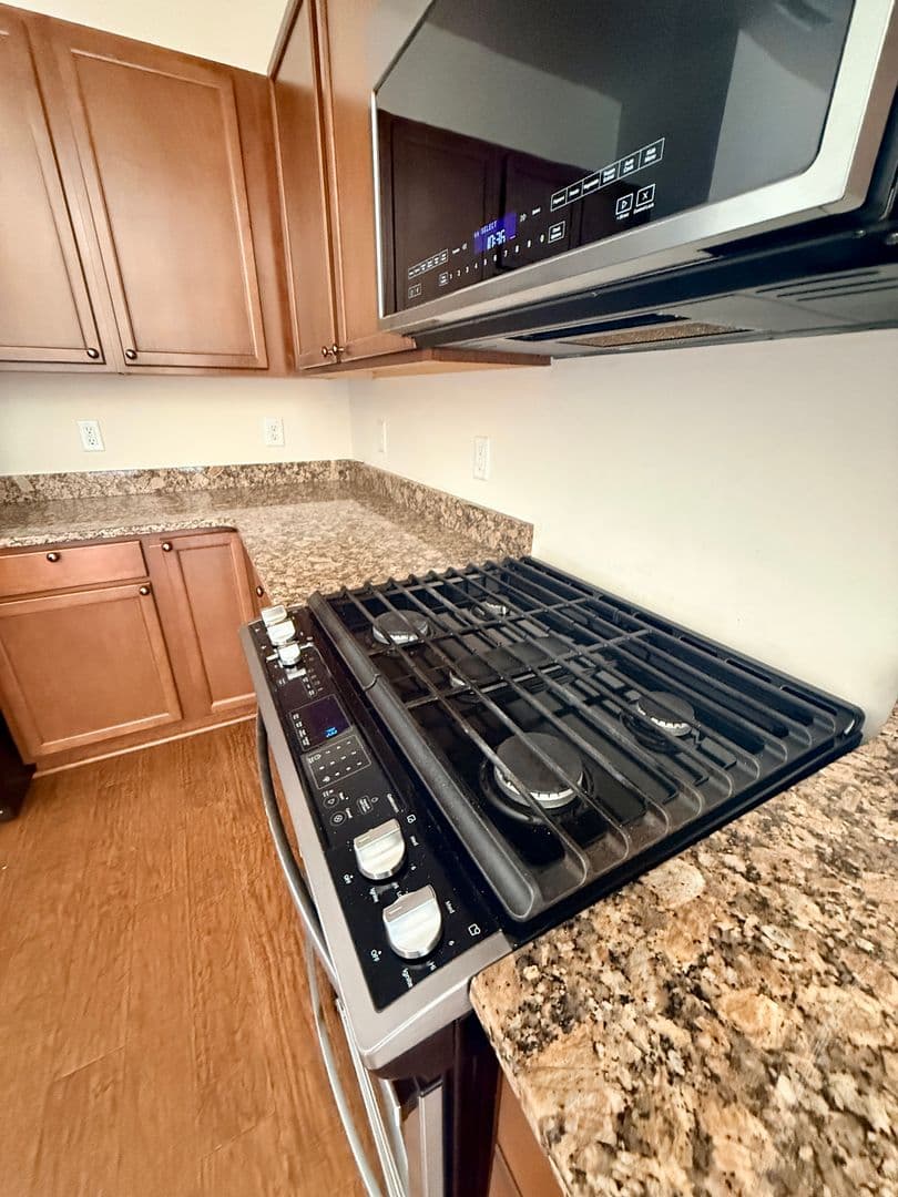 Durham House: 1017 Sycaten