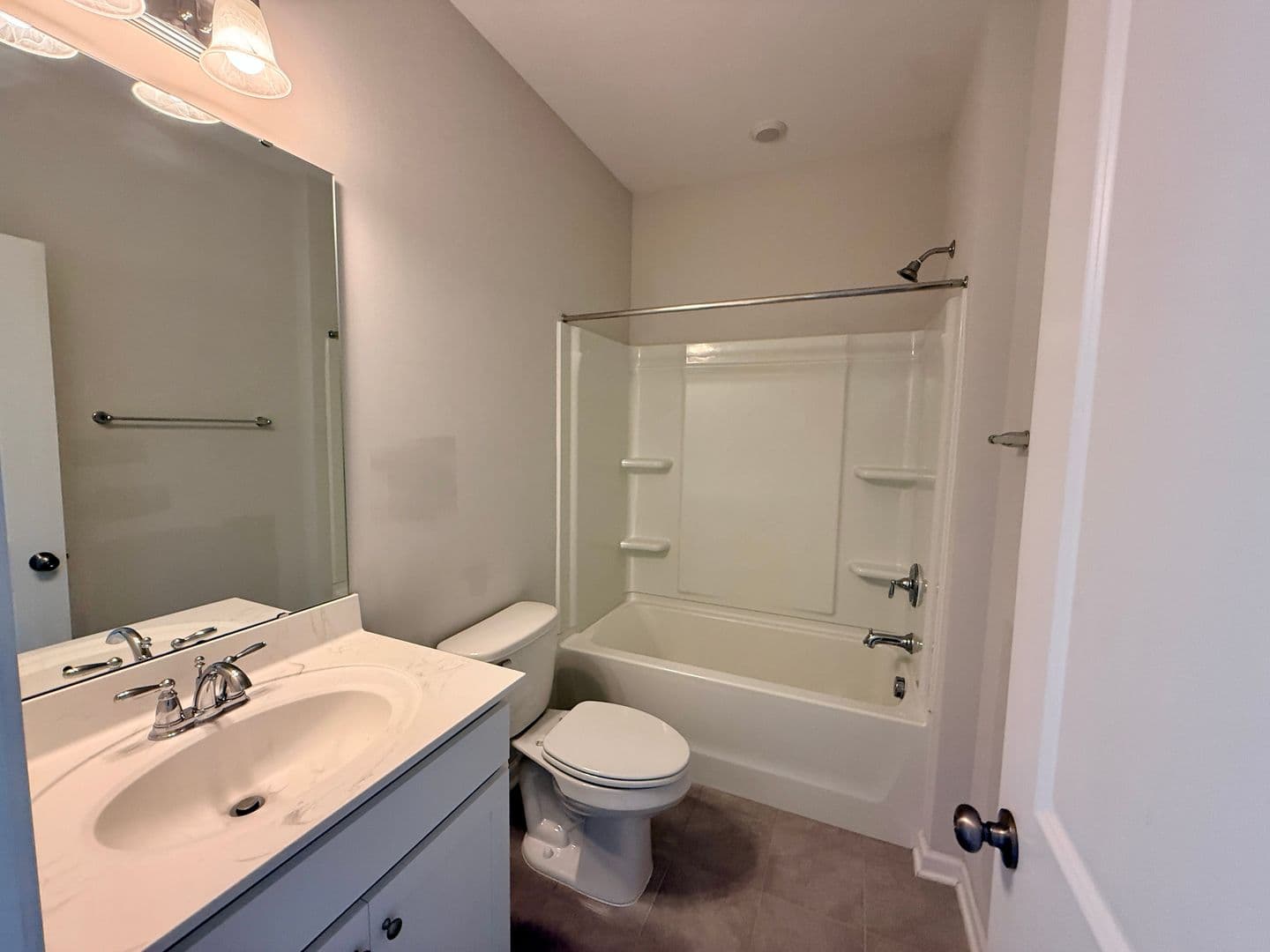 Durham House: 1049 Islip Pl