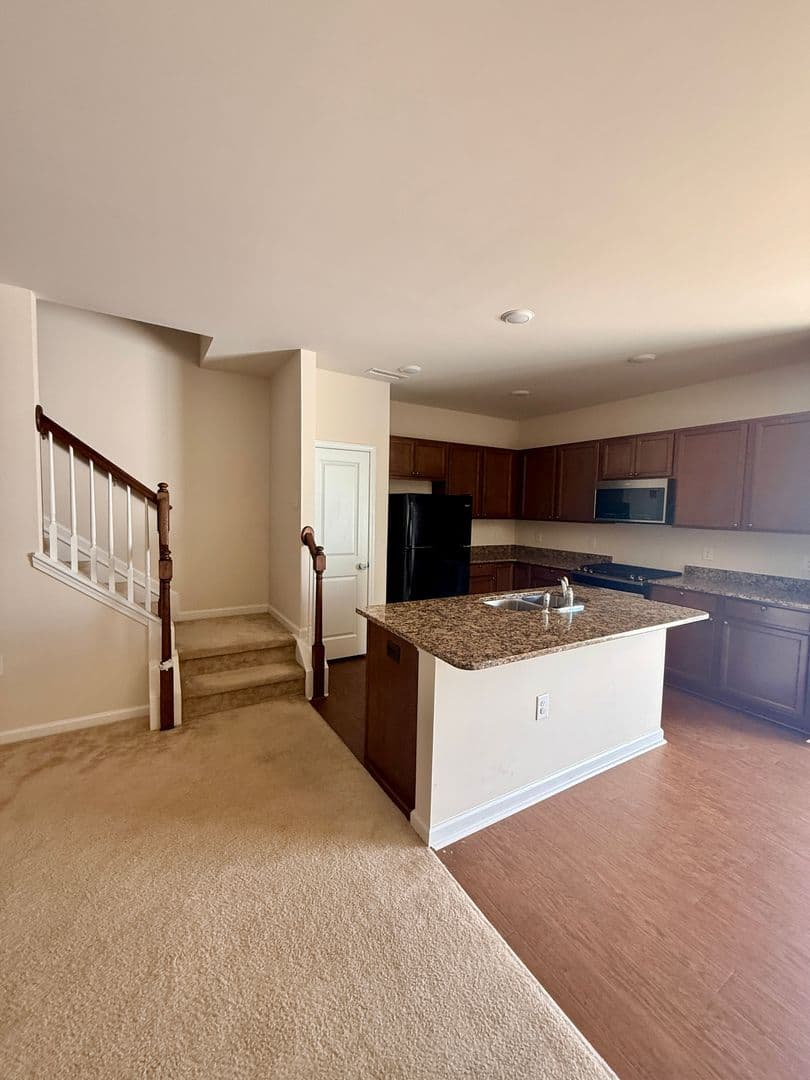 Durham House: 1017 Sycaten