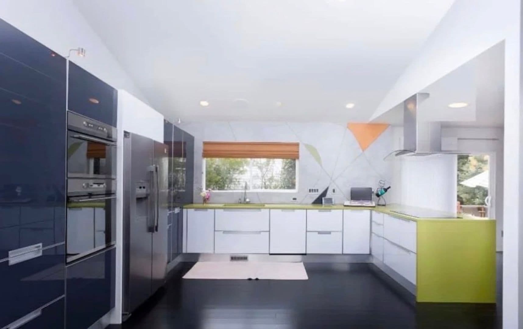 Raleigh House: 8401 Metronome Lane
