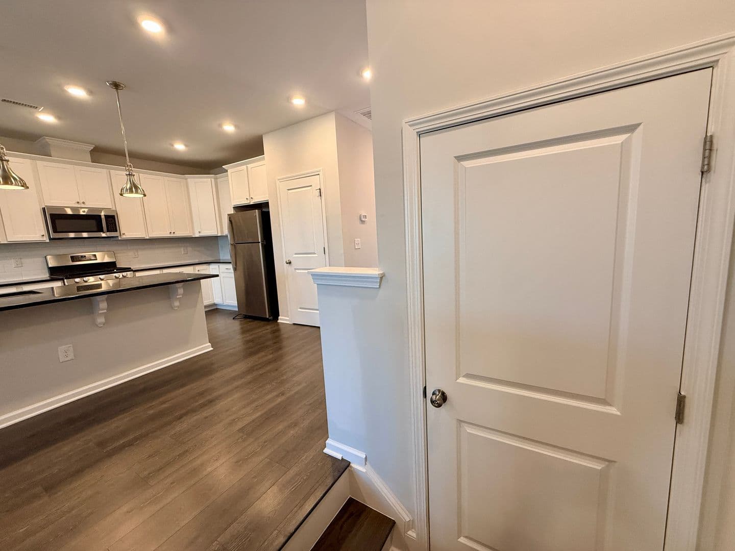 Durham House: 1049 Islip Pl