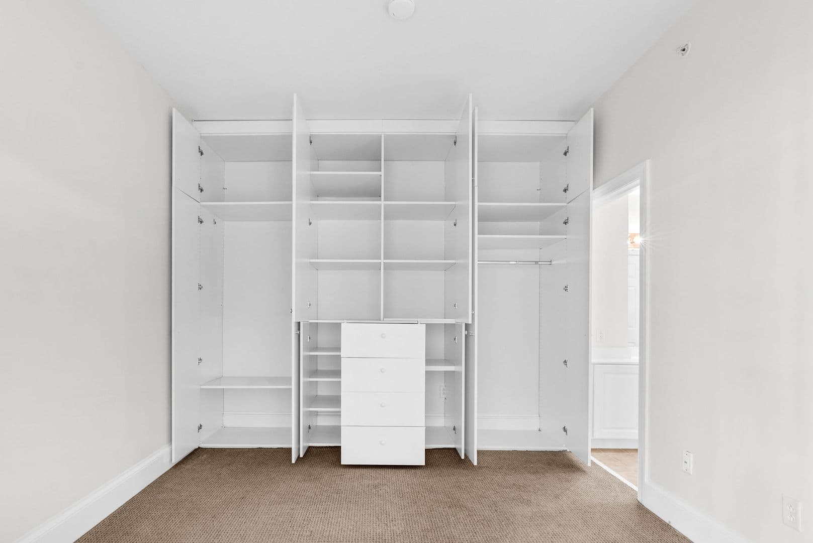 Raleigh Apartment: 510 Glenwood Avenue