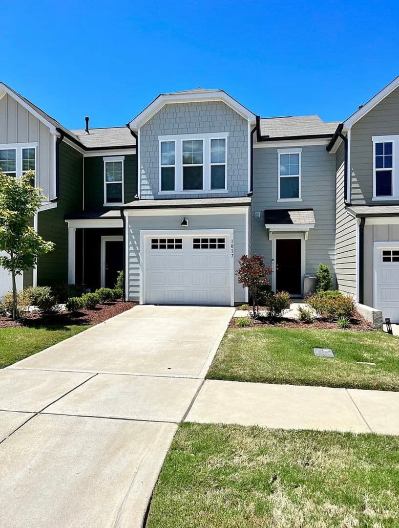 Durham House: 1017 Sycaten