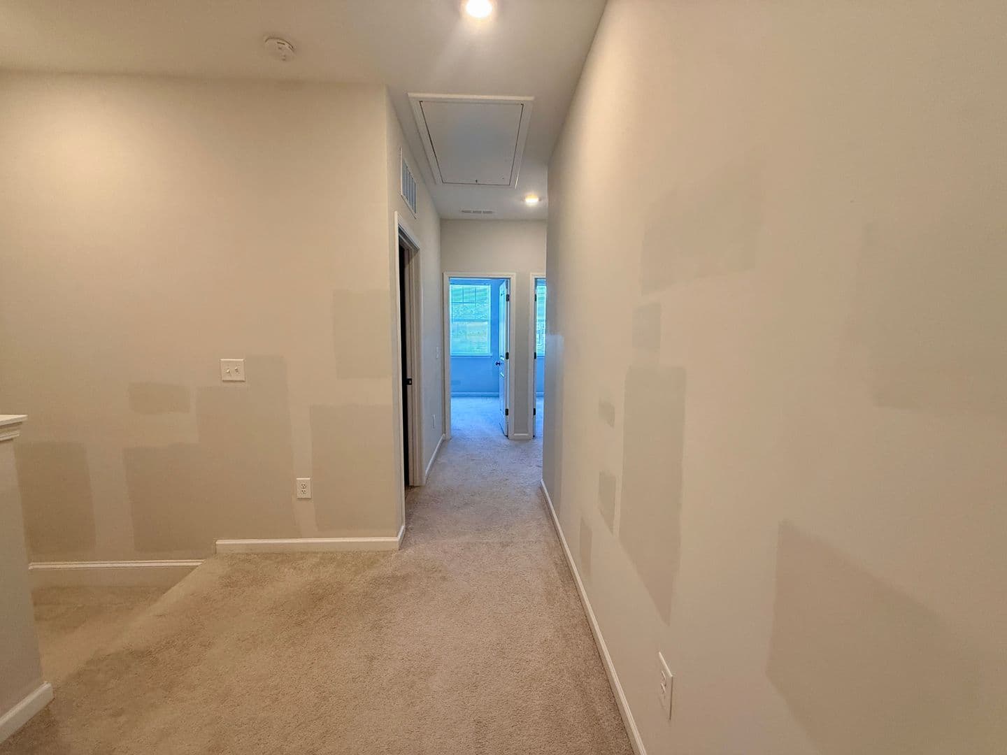Durham House: 1049 Islip Pl
