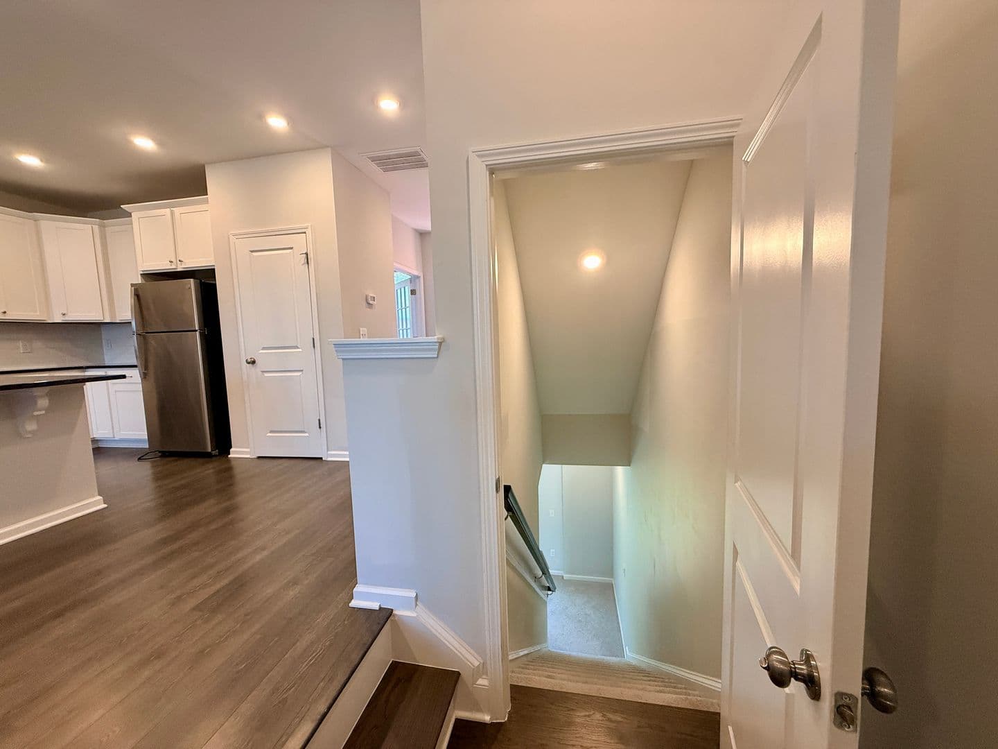 Durham House: 1049 Islip Pl