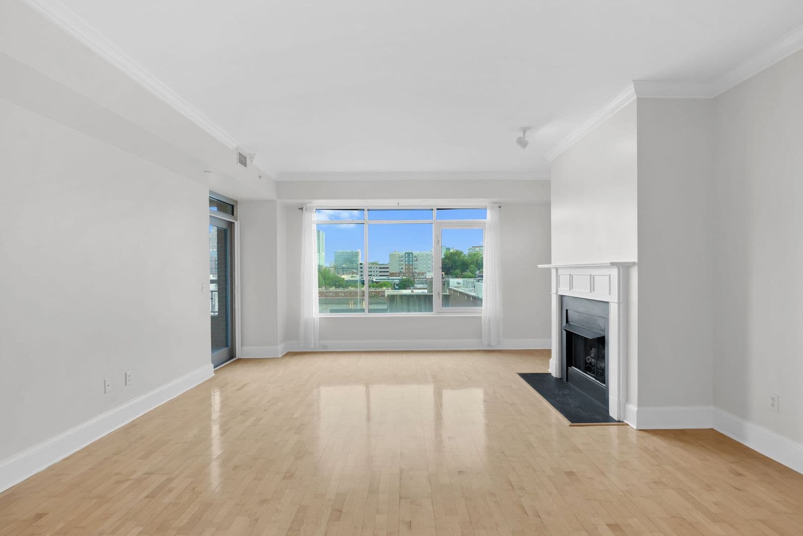 Raleigh Apartment: 510 Glenwood Avenue