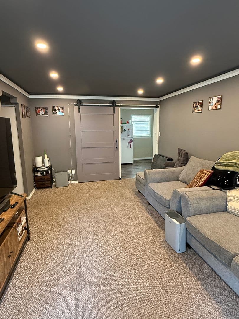 Manhattan Apartment: 1537 Hartford