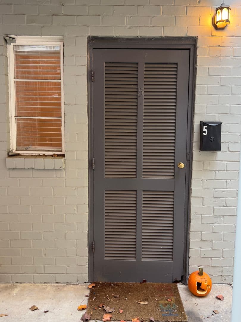 Atlanta Apartment: 877 Charles Allen Drive