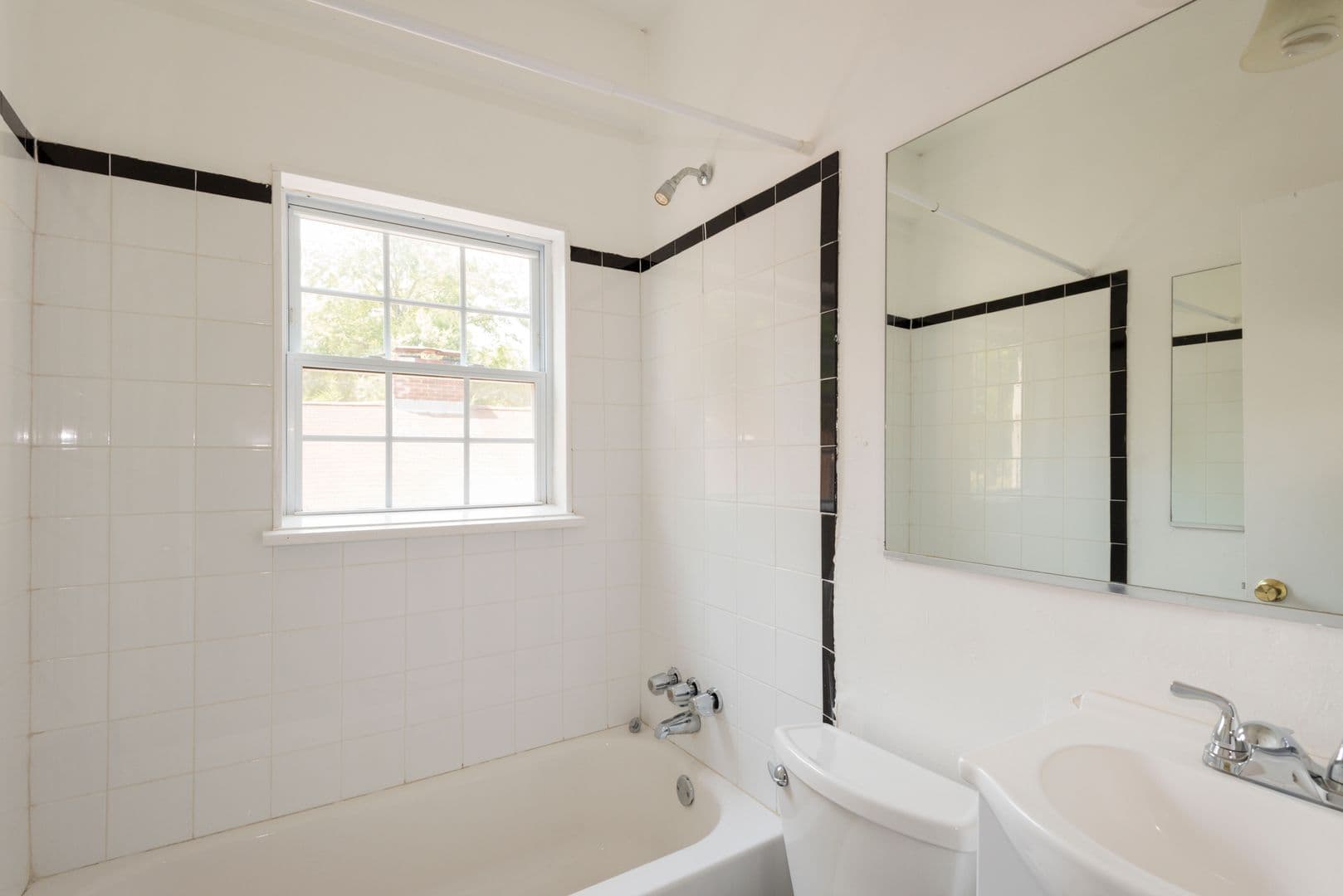 Atlanta Apartment: 869 & 873 Charles Allen Drive
