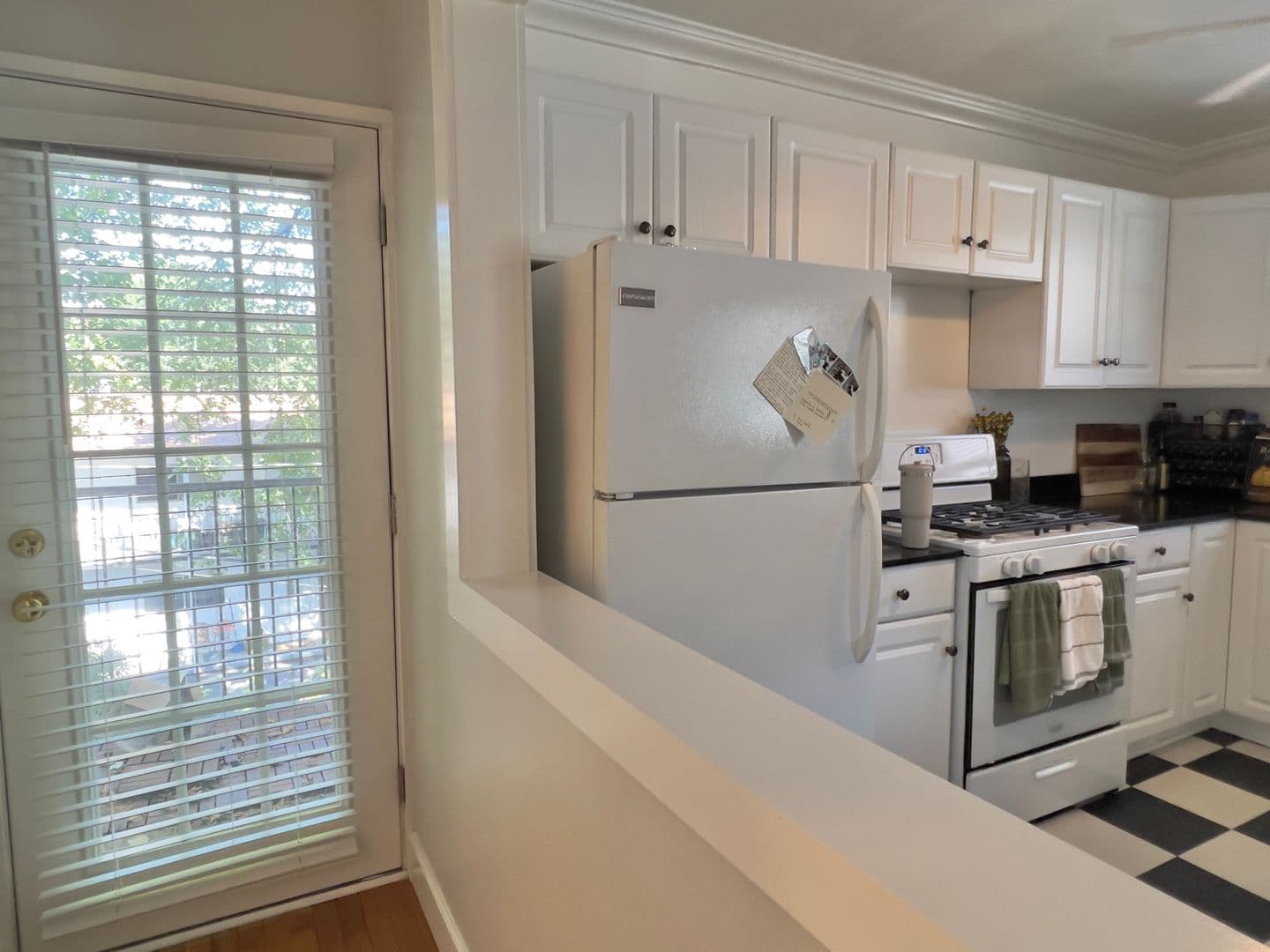 Atlanta Apartment: 282 9th Street