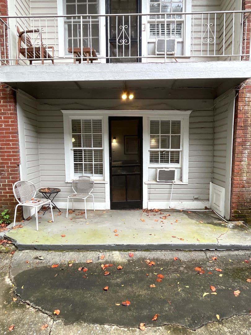 Atlanta Apartment: 869 & 873 Charles Allen Drive