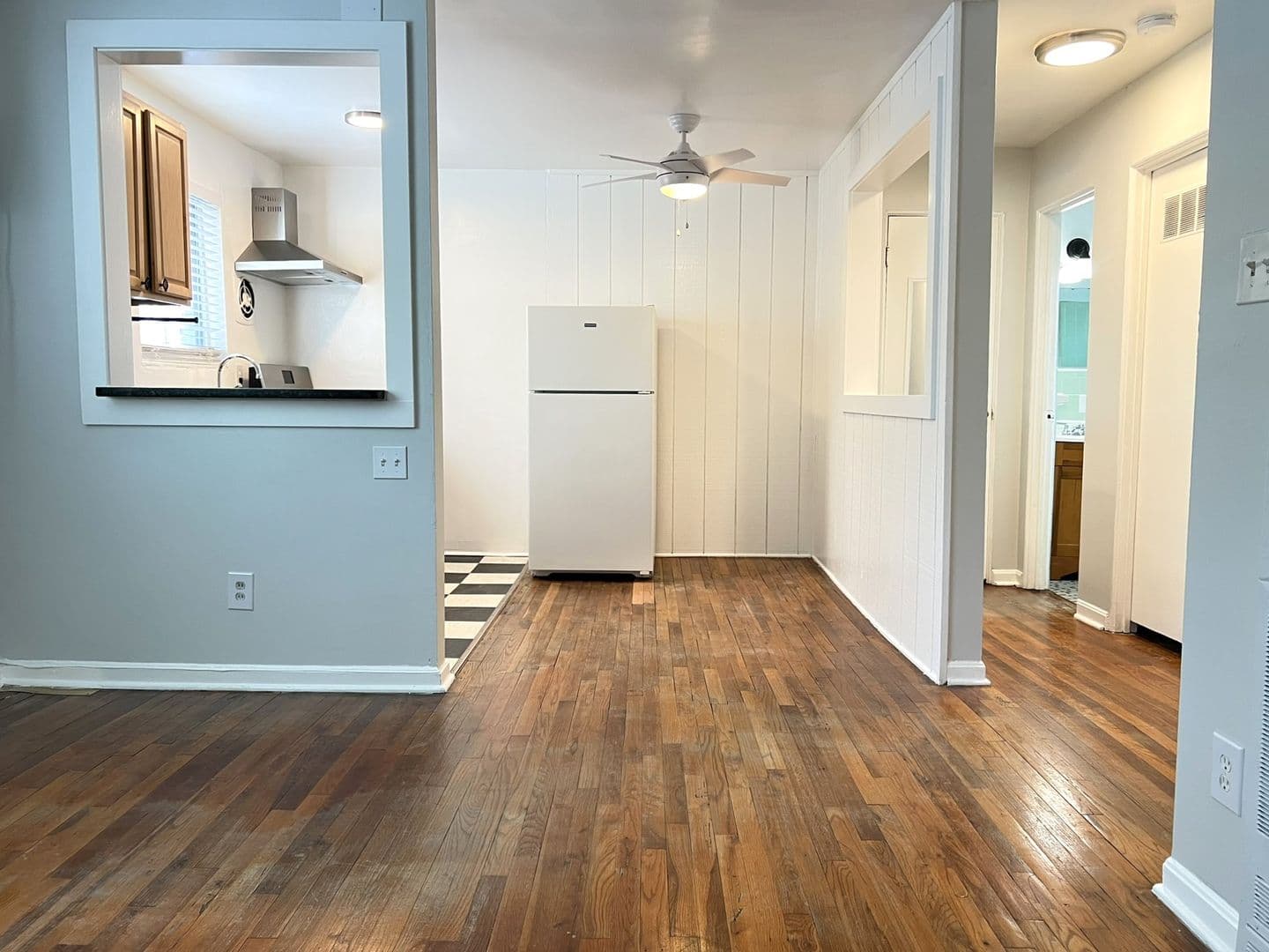 Atlanta Apartment: 833 Ponce de Leon Place