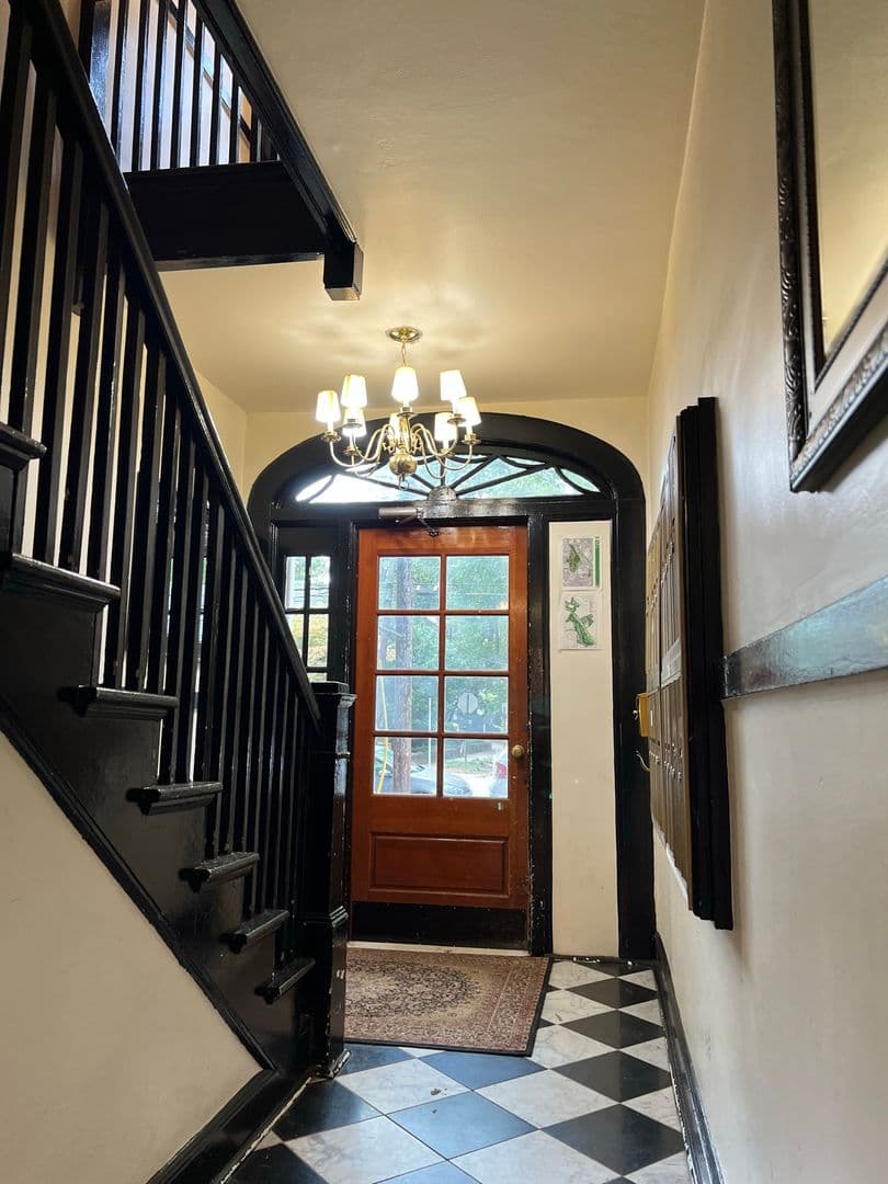 Atlanta Apartment: 869 & 873 Charles Allen Drive