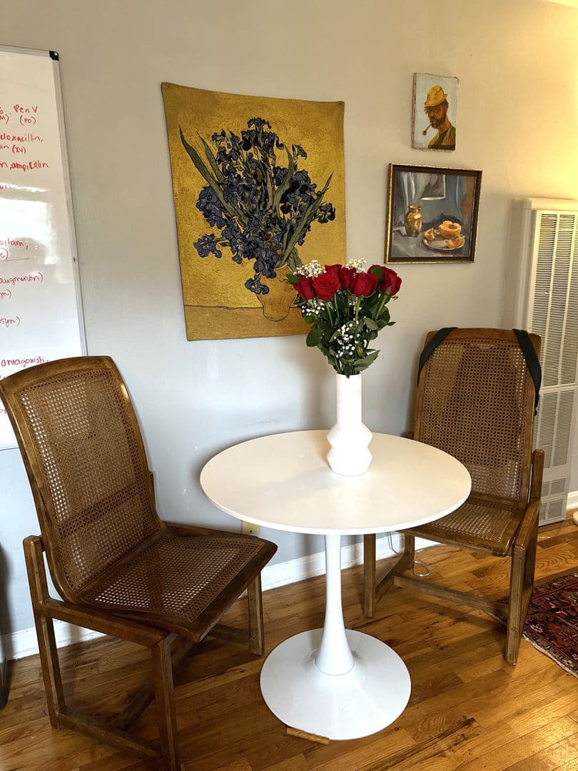 Atlanta Apartment: 833 Ponce de Leon Place