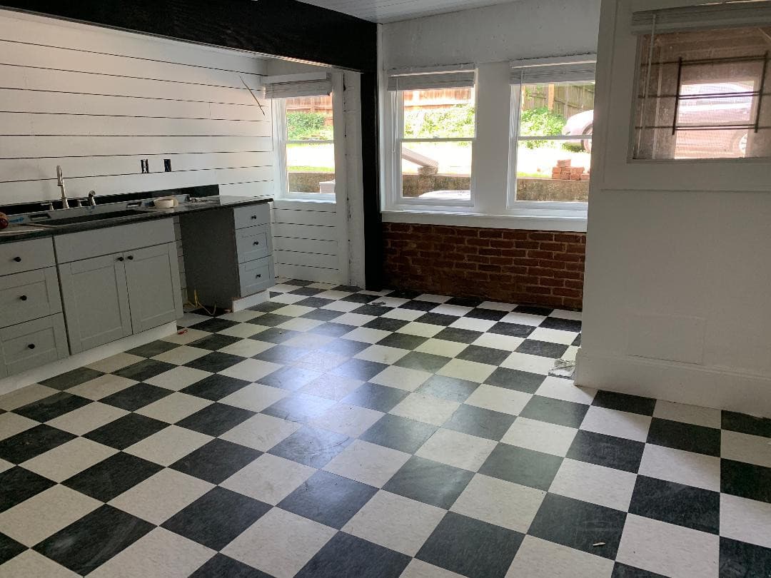 Atlanta Apartment: 799 Argonne Avenue
