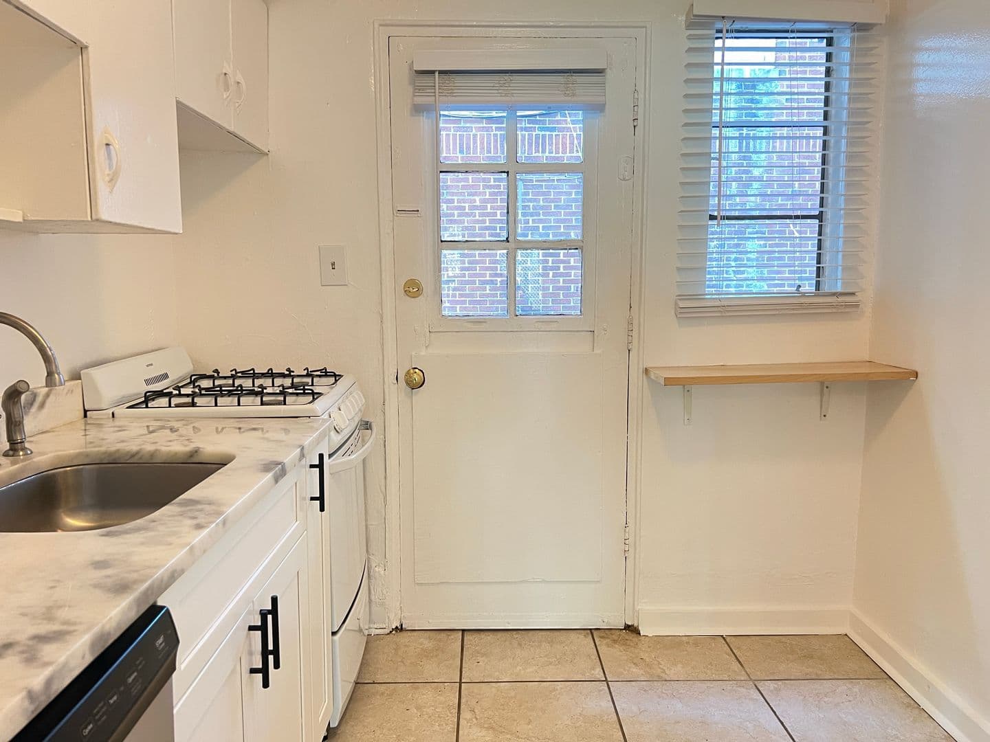 Atlanta Apartment: 877 Charles Allen Drive