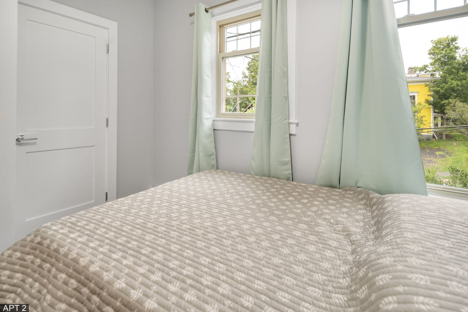 Ithaca Apartment: 711 E Seneca St
