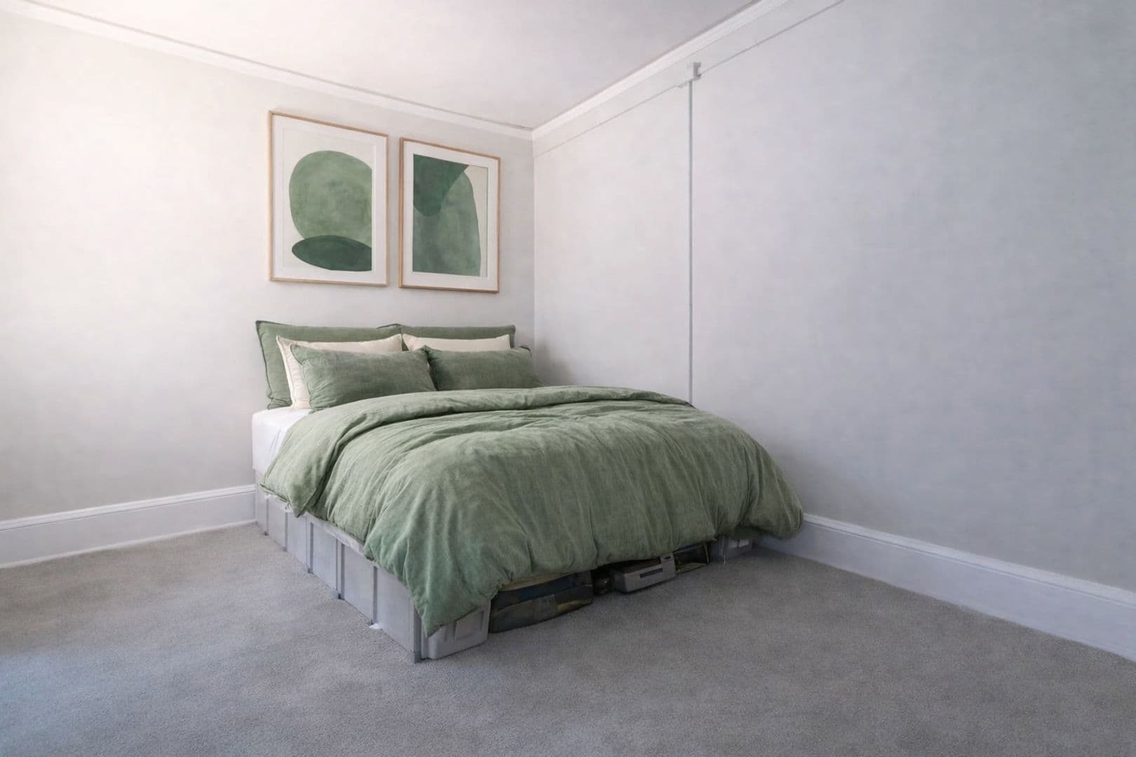 Ithaca Apartment: 609 E State St