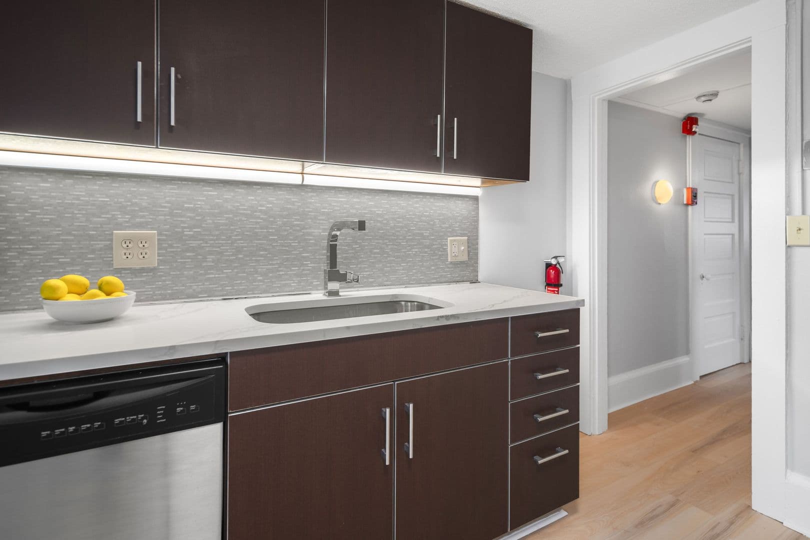 Ithaca Apartment: 104 Harvard Pl