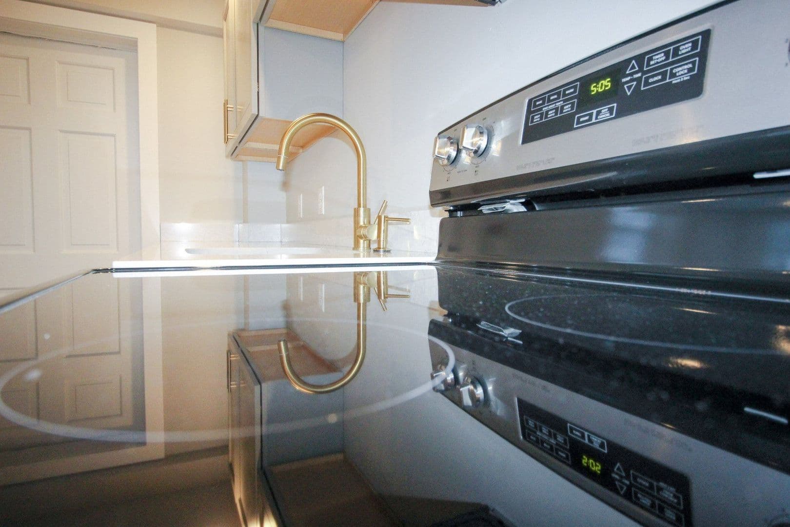 Ithaca Apartment: 230 Bryant Ave