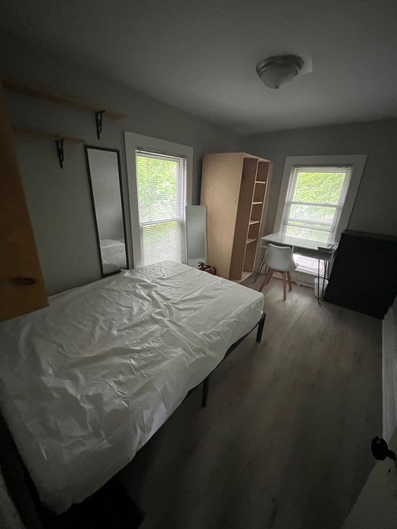 Ithaca Apartment: 414 E Marshall St