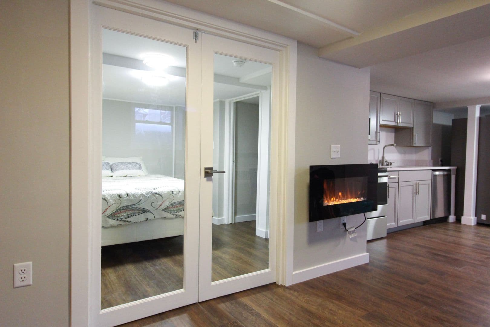 Ithaca Apartment: 230 Bryant Ave