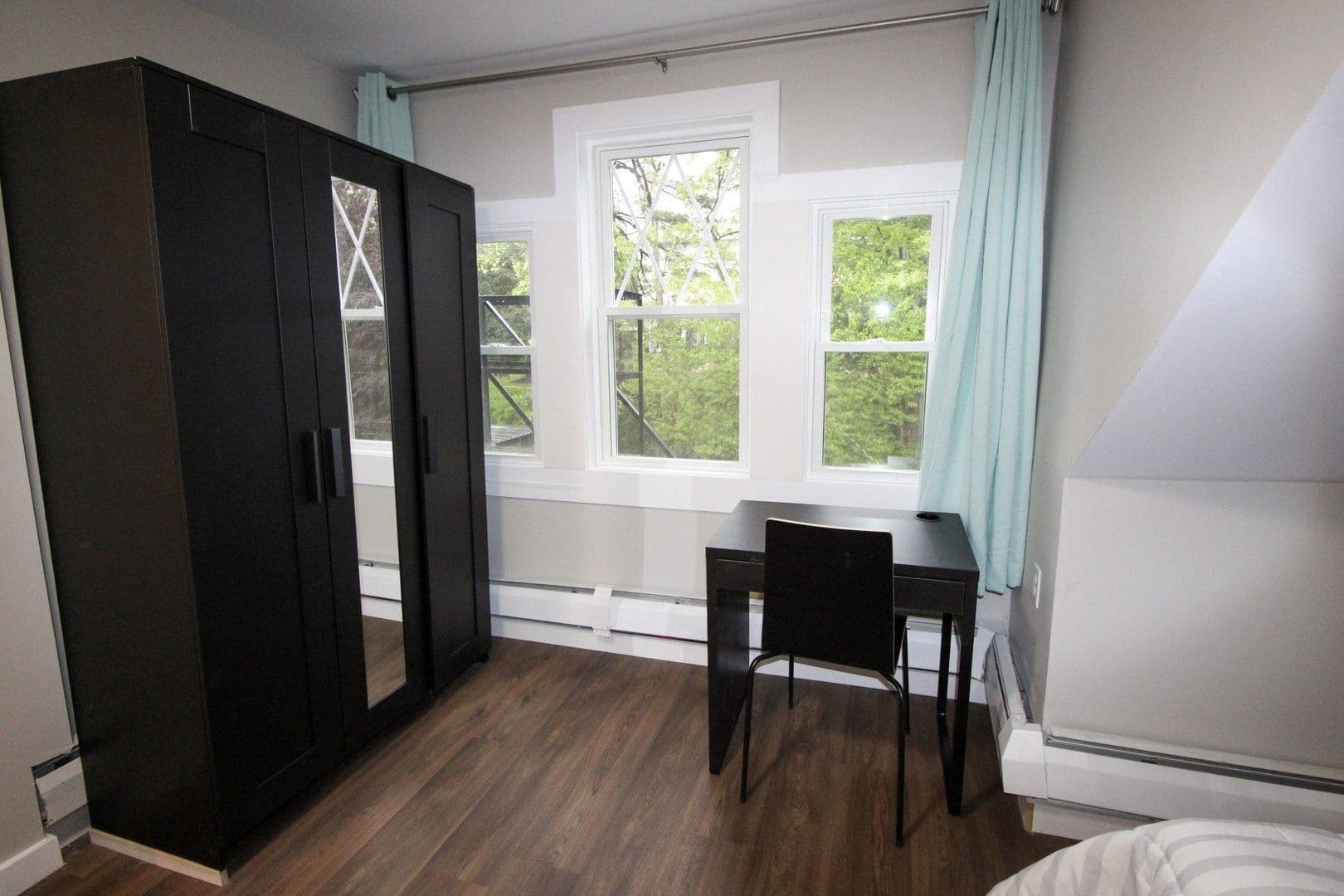 Ithaca Apartment: 522 Stewart Ave