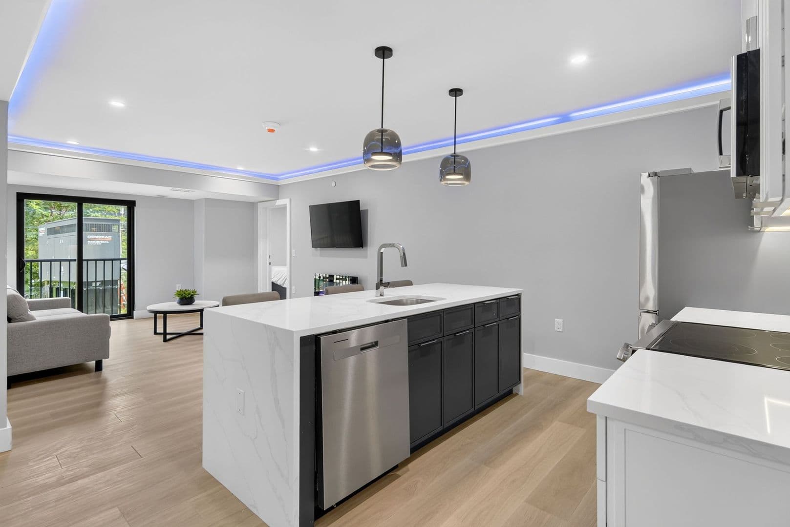Ithaca Apartment: 201 Oak Avenue